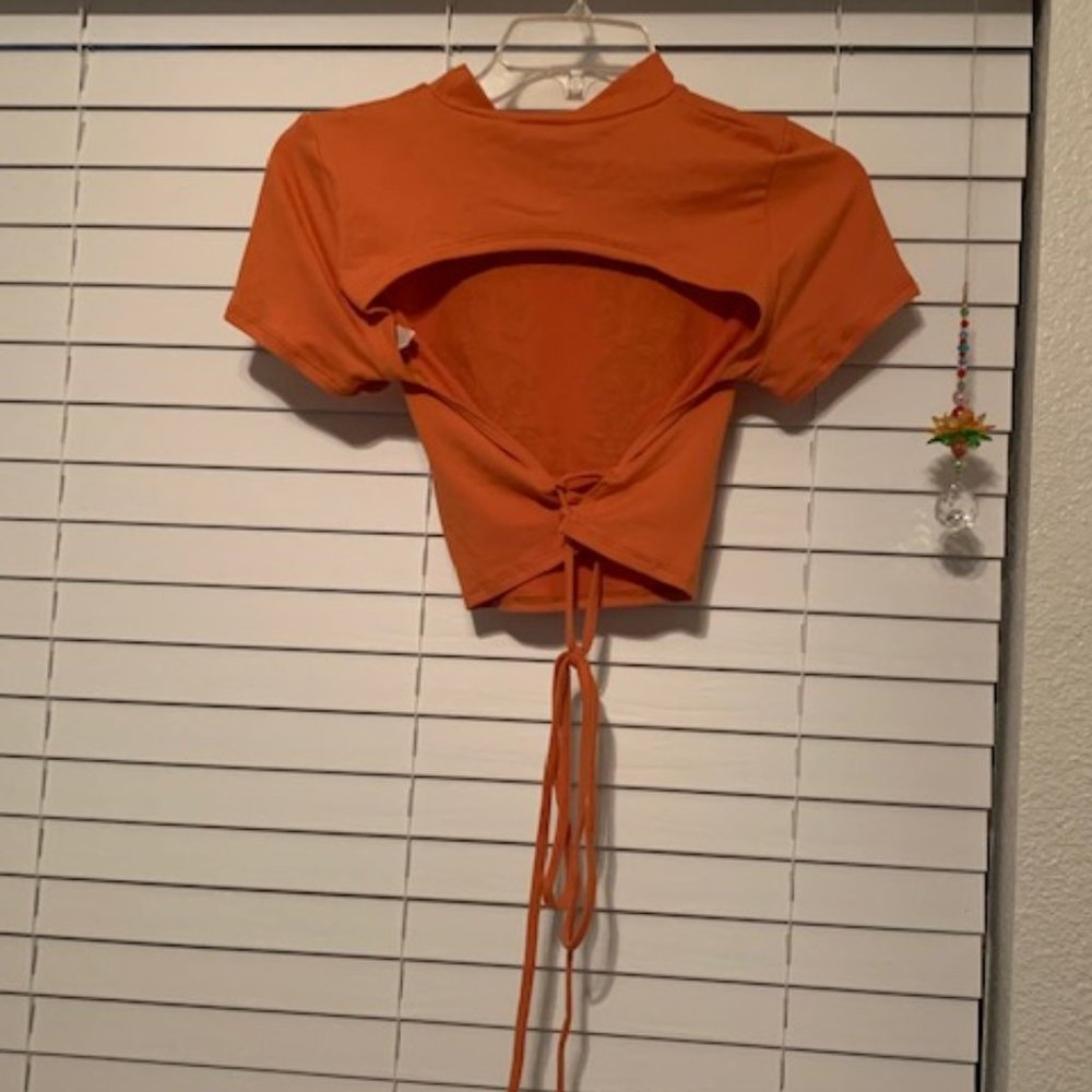Fearless Orange Open-Back Crop Top - Picture 5 of 7